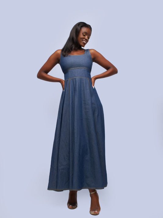 The sleeveless Amalia Maxi Denim Dress features a low round neckline and a convenient back zip closure for a hassle-free experience.&nbsp;